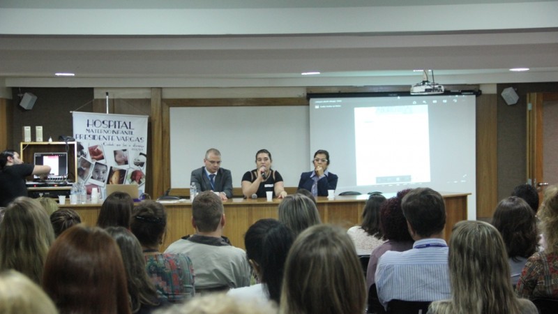Experiências de serviços que realizam o aborto legal foram discutidas no colóquio
